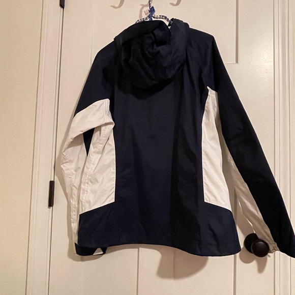 Columbia rain jacket - Picture 2 of 4